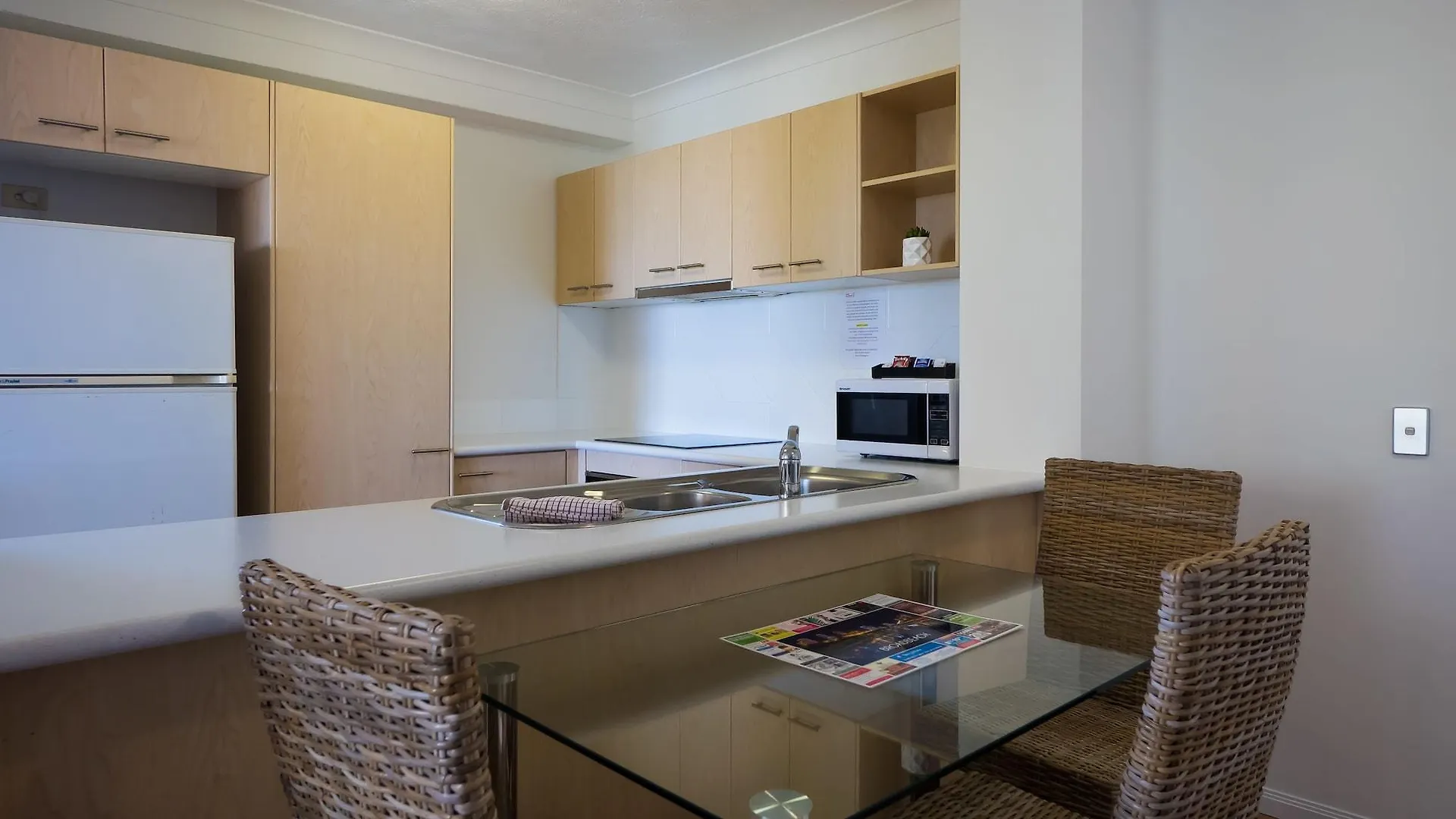 Aparthotel San Mateo On Broadbeach Gold Coast
