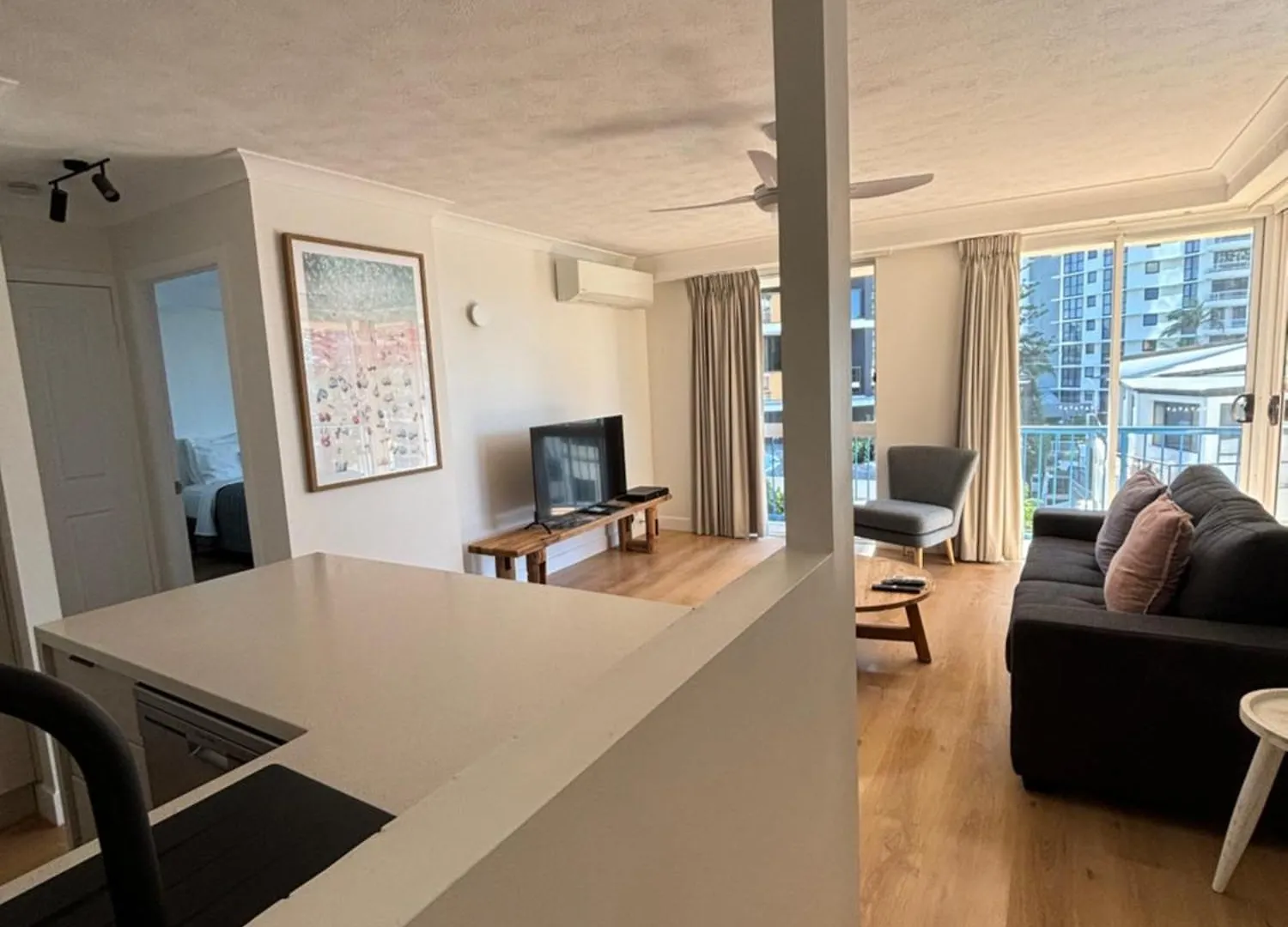 San Mateo On Broadbeach Gold Coast 4*,